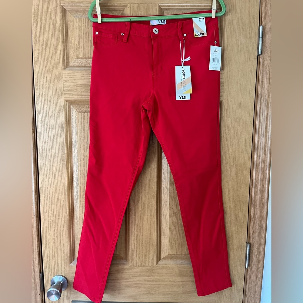 Jeans - Picture 2 of 4